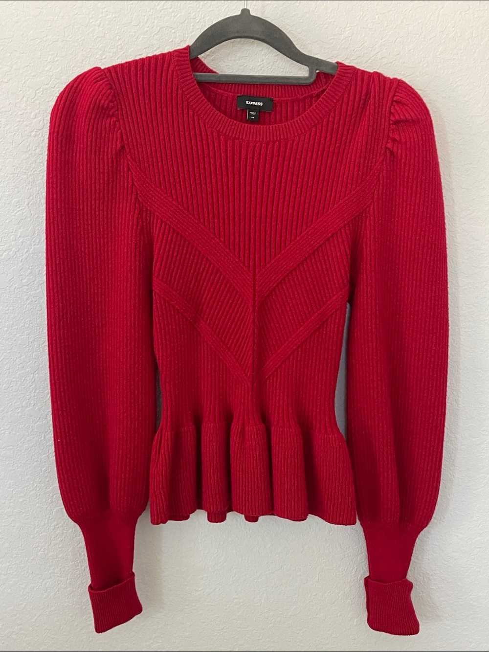 Express Red Ribbed Peplum Sweater XS Puff Sleeve Fitted Ruffle Hem
